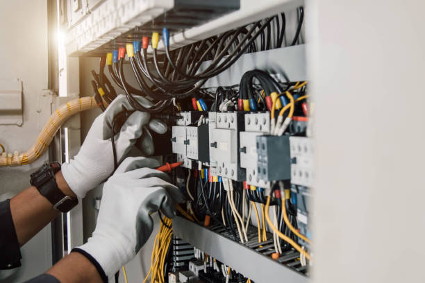 Professional Electrician in Brentwood, MD